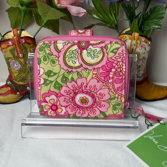 NWT Vera Bradley Petal Pink Mini Zip Wallet Retired 4” X 4” Pocket Wallet - Picture 4 of 7